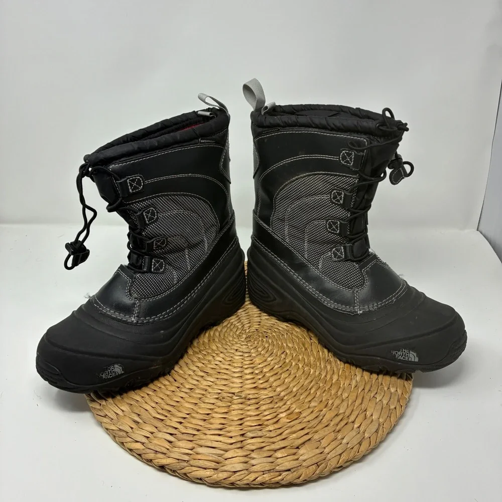 The North Face Women's Size 5 Black‎ Leather Winter Snow Boots Insulated